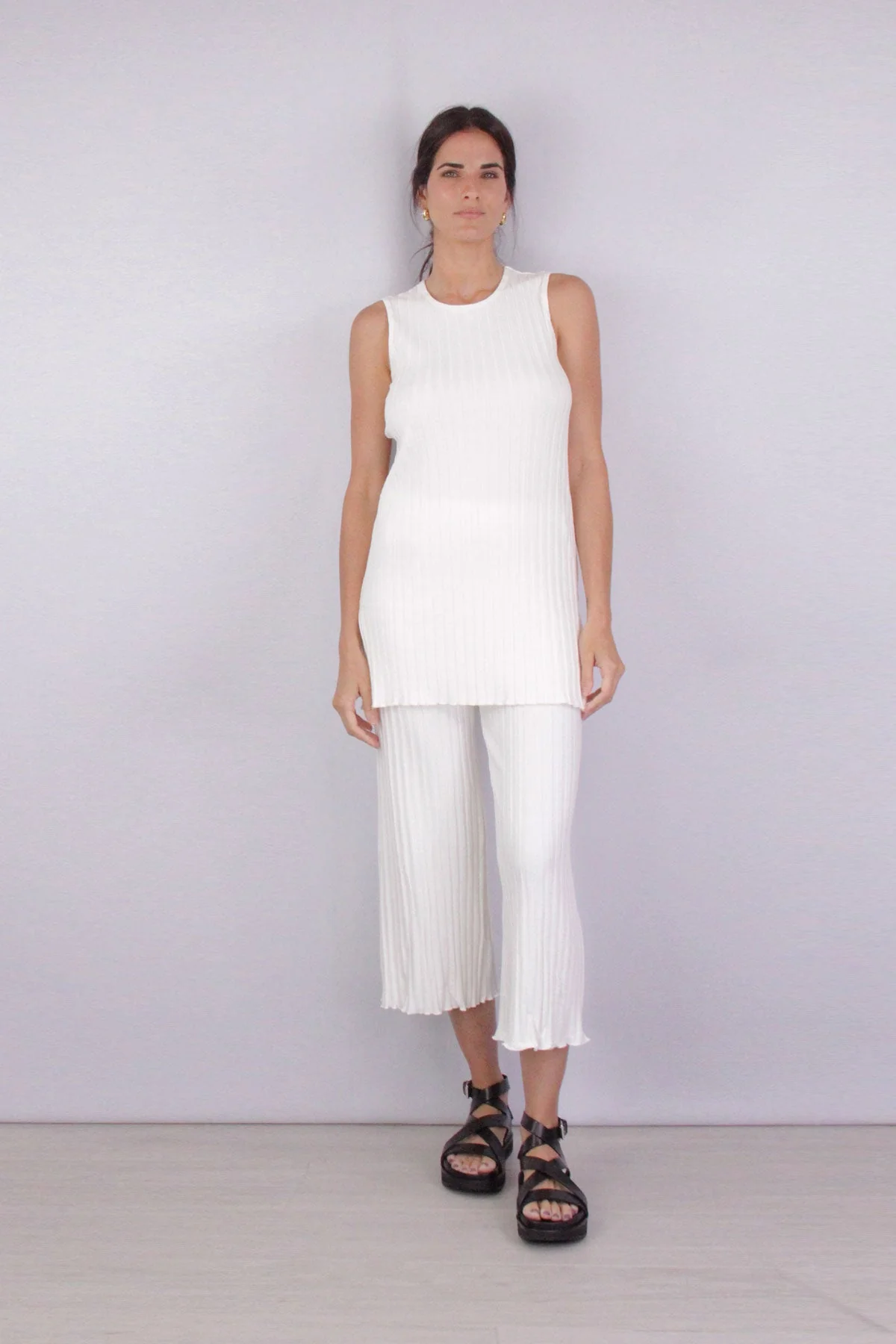 Alder Wide Crop Pant in Macadamia - Image 2