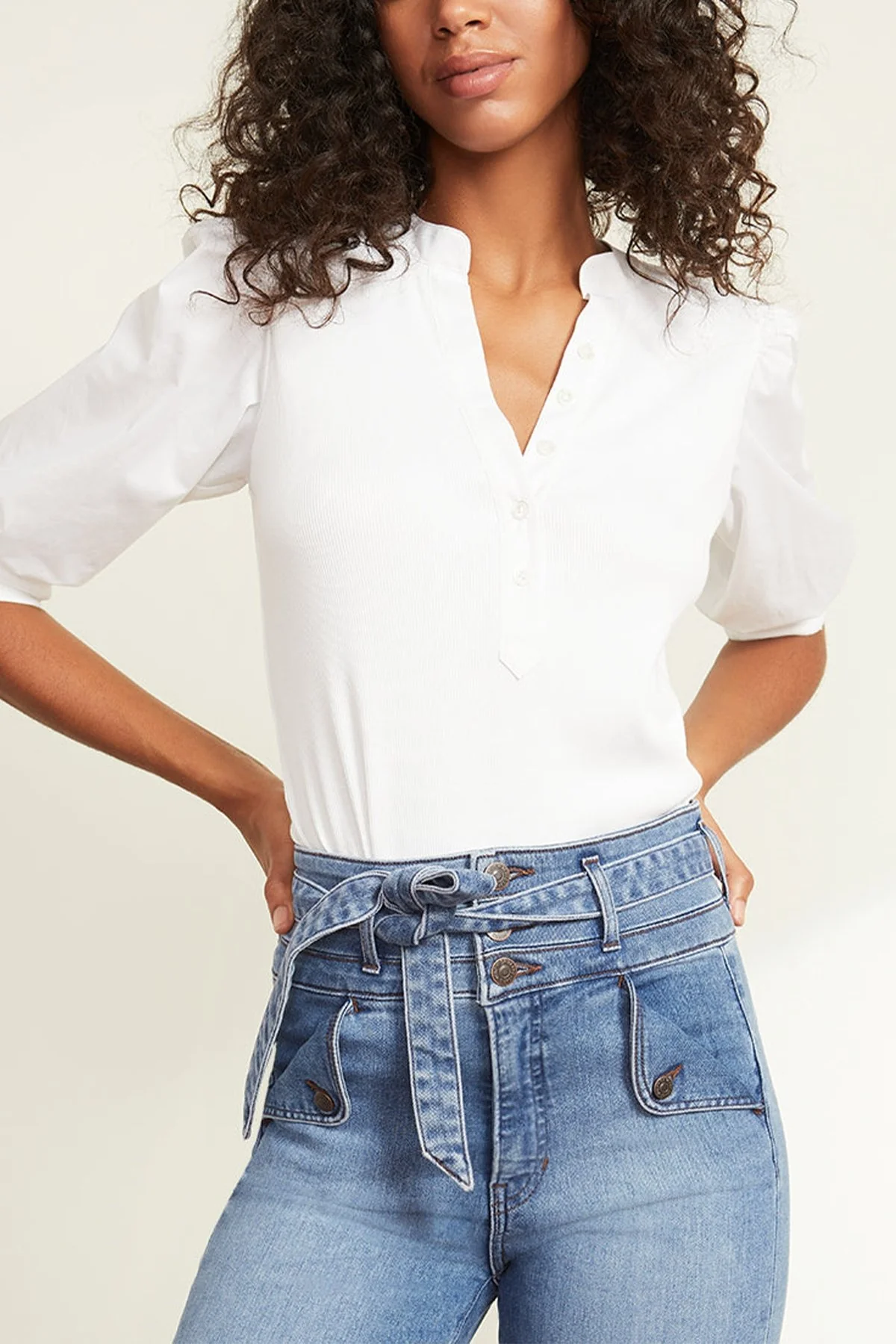 Coralee Puffed-Sleeve Top in White - Image 2