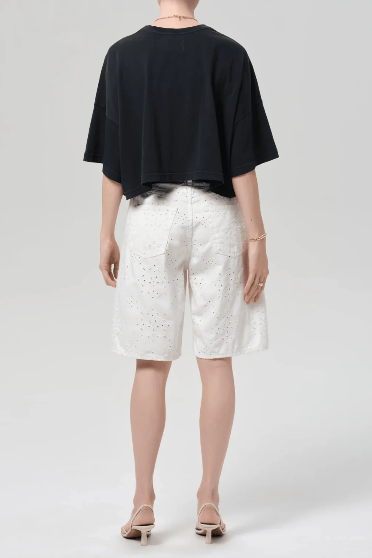 Court Short in Blanc - Image 3