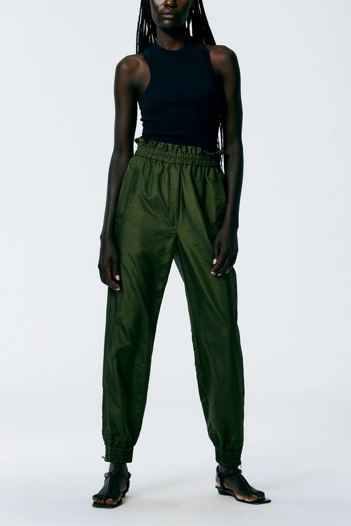 Crispy Nylon Paper Bag Felix Jogger in Army Green - Image 2
