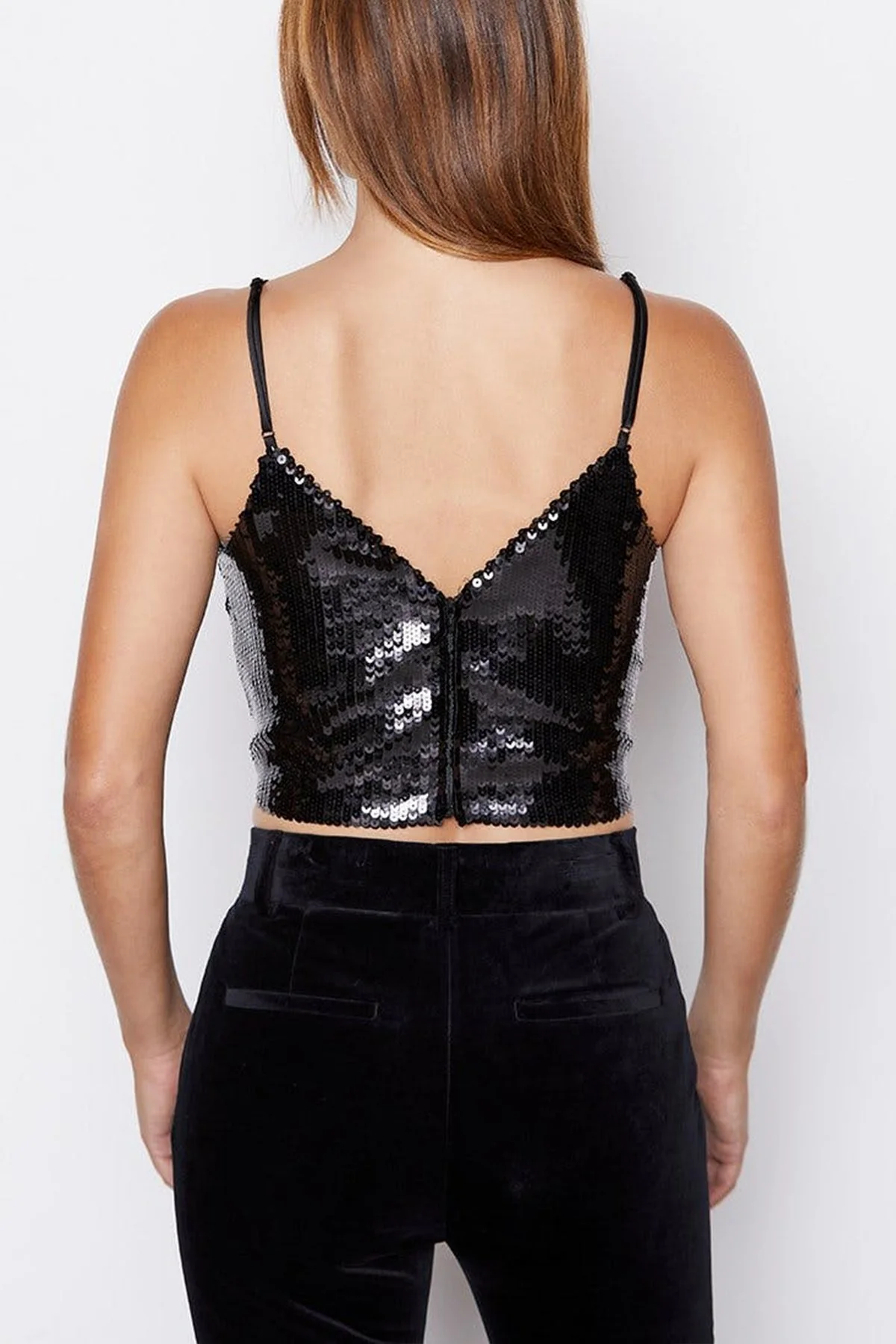 Cropped Sequin Cami in Noir - Image 3