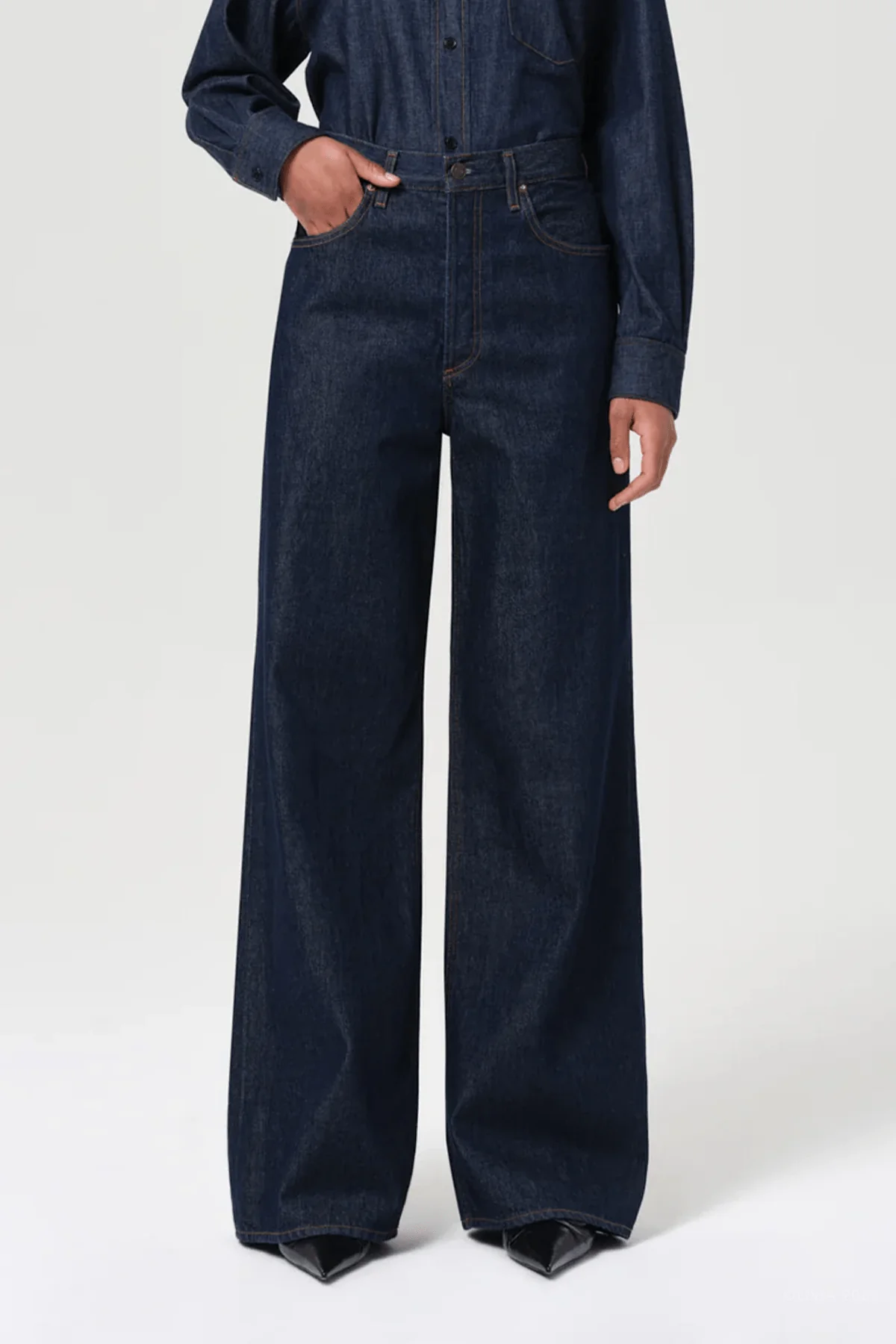 Dame No-Cuff Jean in Foxley - Image 2