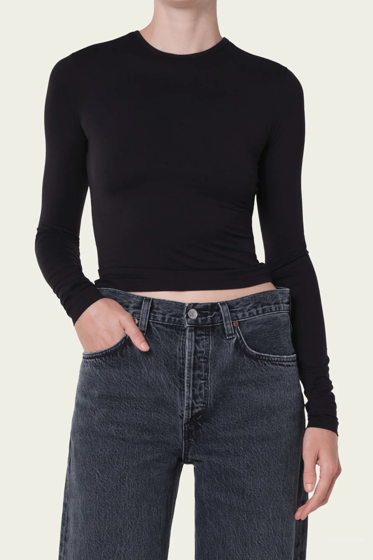 Dion Long-Sleeve Tee in Black