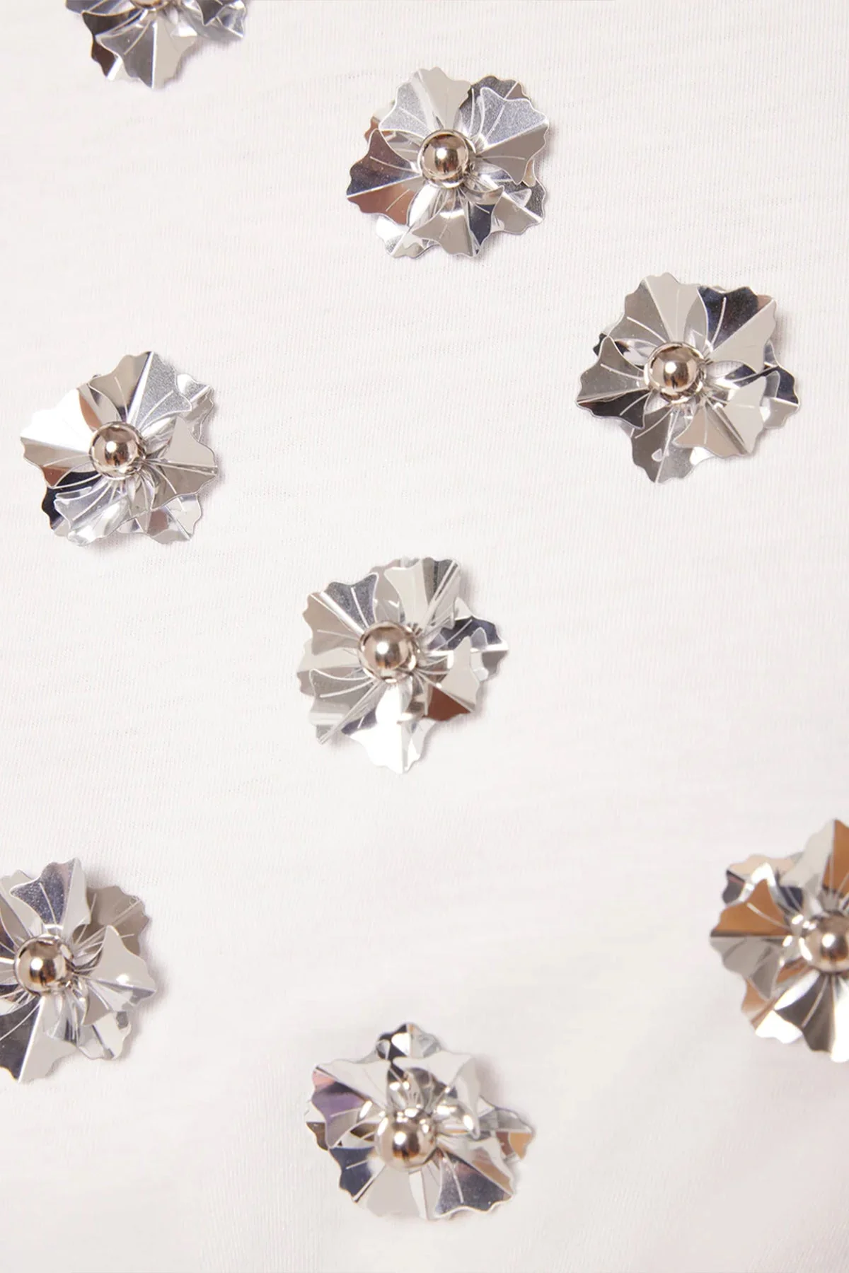 Floral Crop Top in White Silver - Image 3