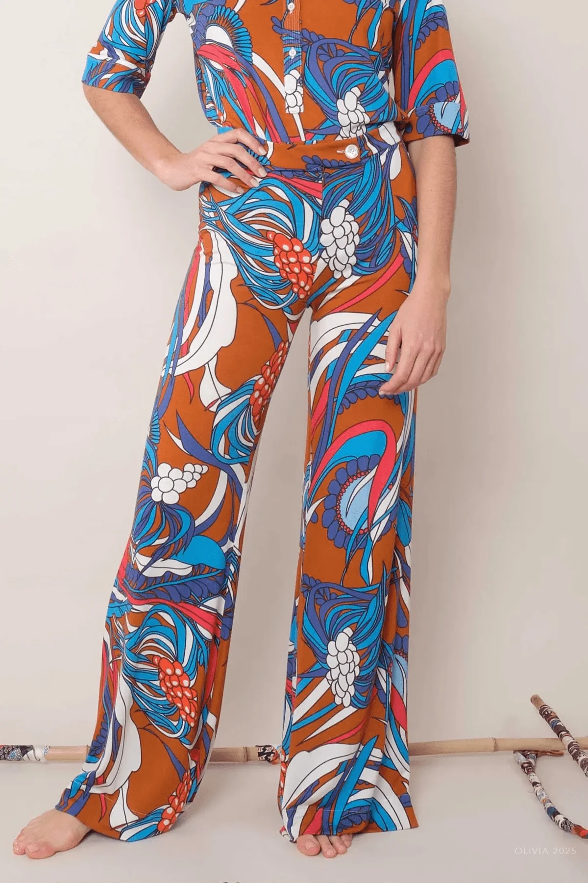 Giudecca Pants in Spice Coral