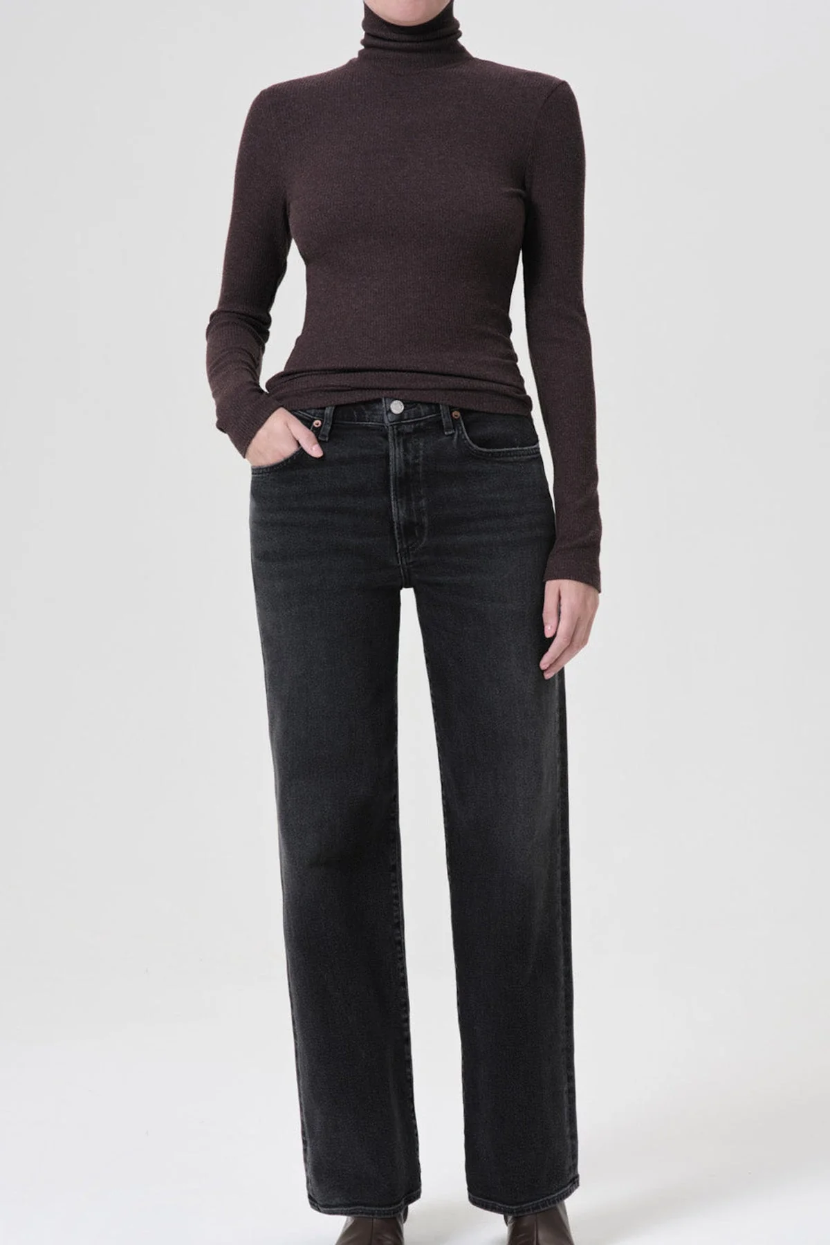 Harper Straight Jean in Hush - Image 2