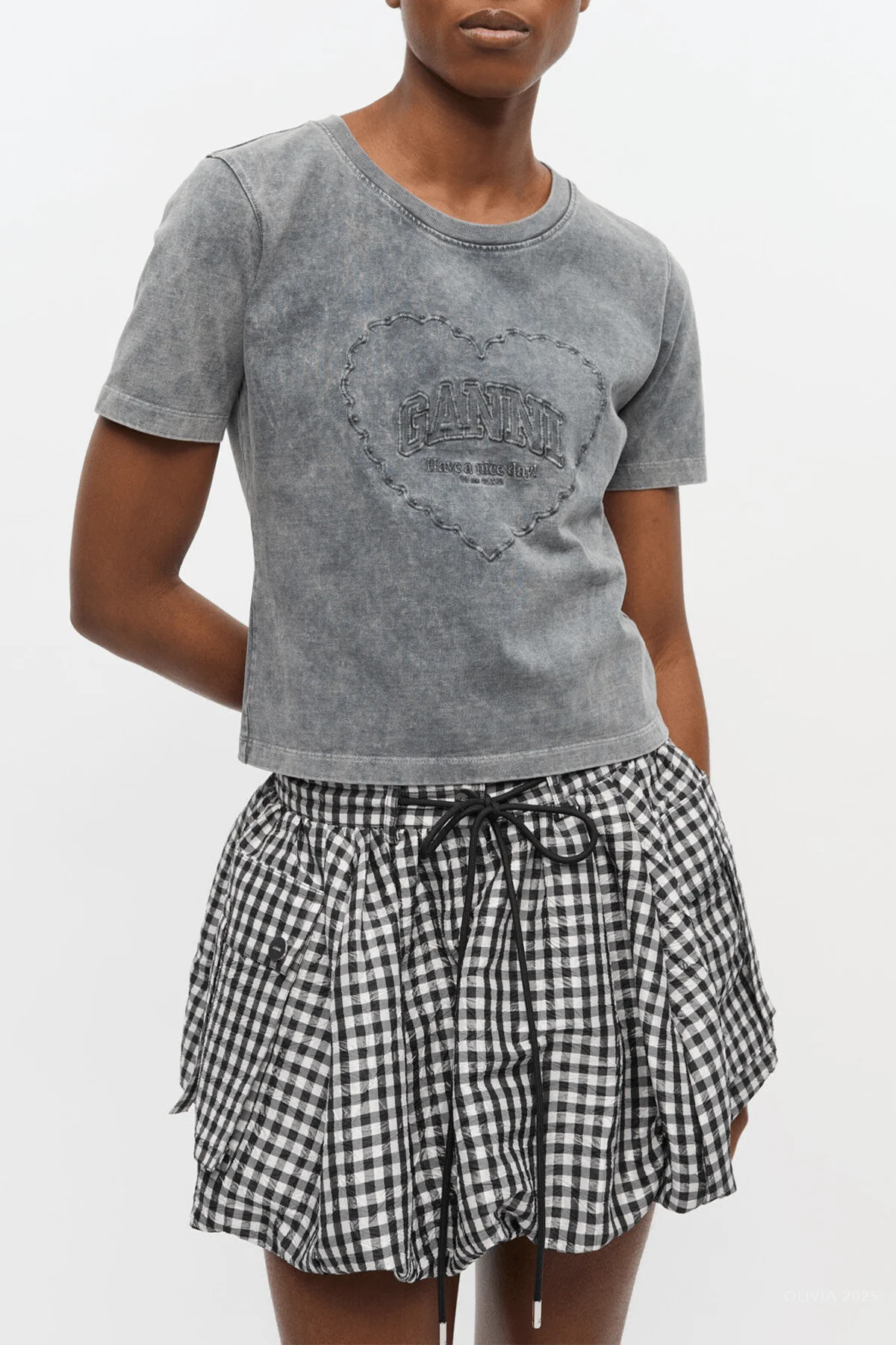 Heart Cropped T-Shirt in Phantom - Image 2