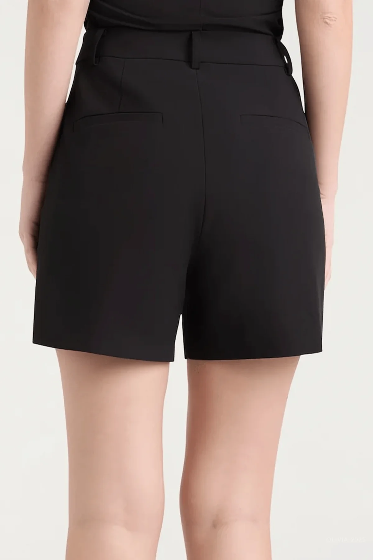 Kallen Short in Black - Image 3