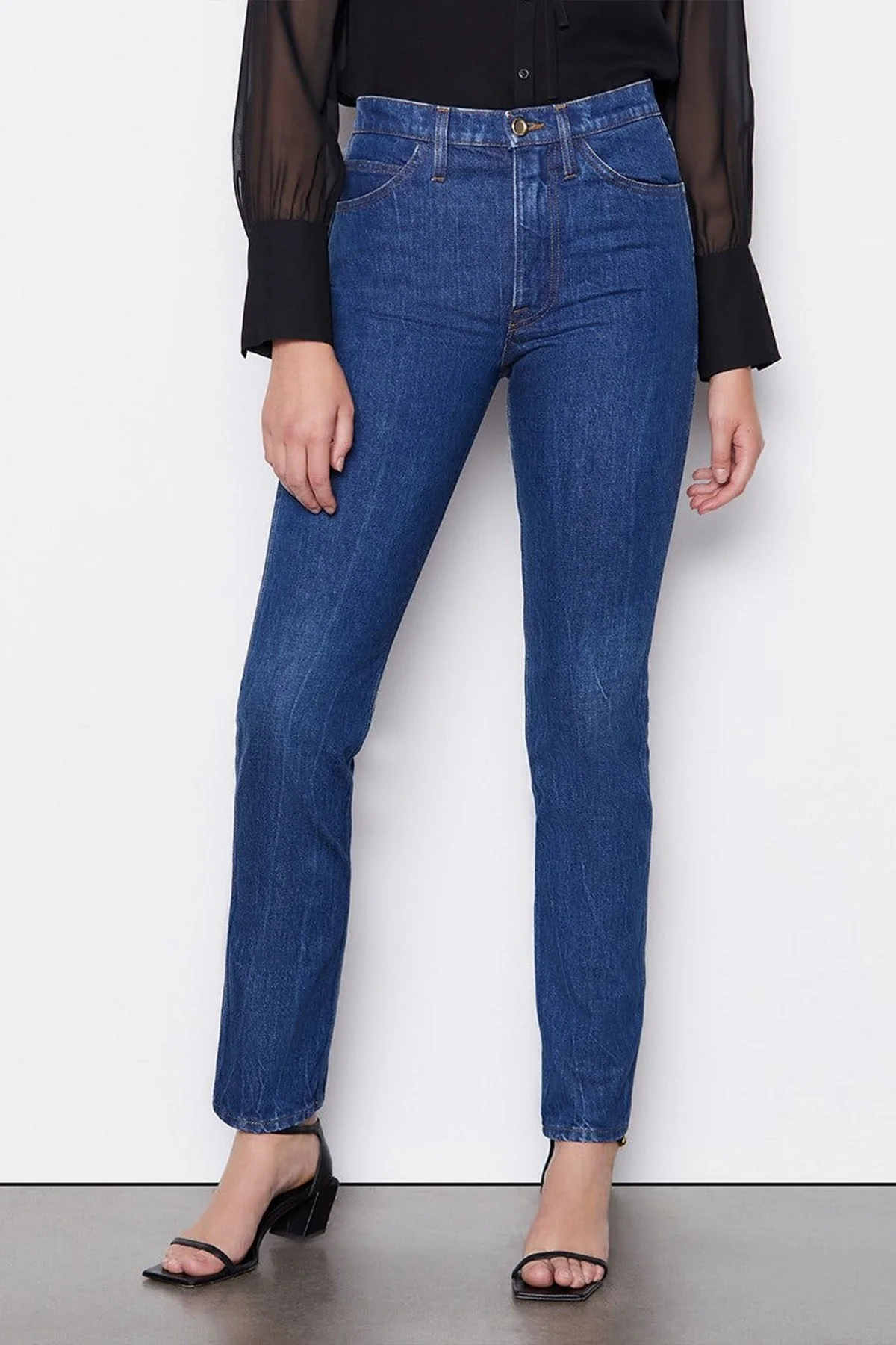 Le Italien True Straight Jean in Vintage Blue - Image 2