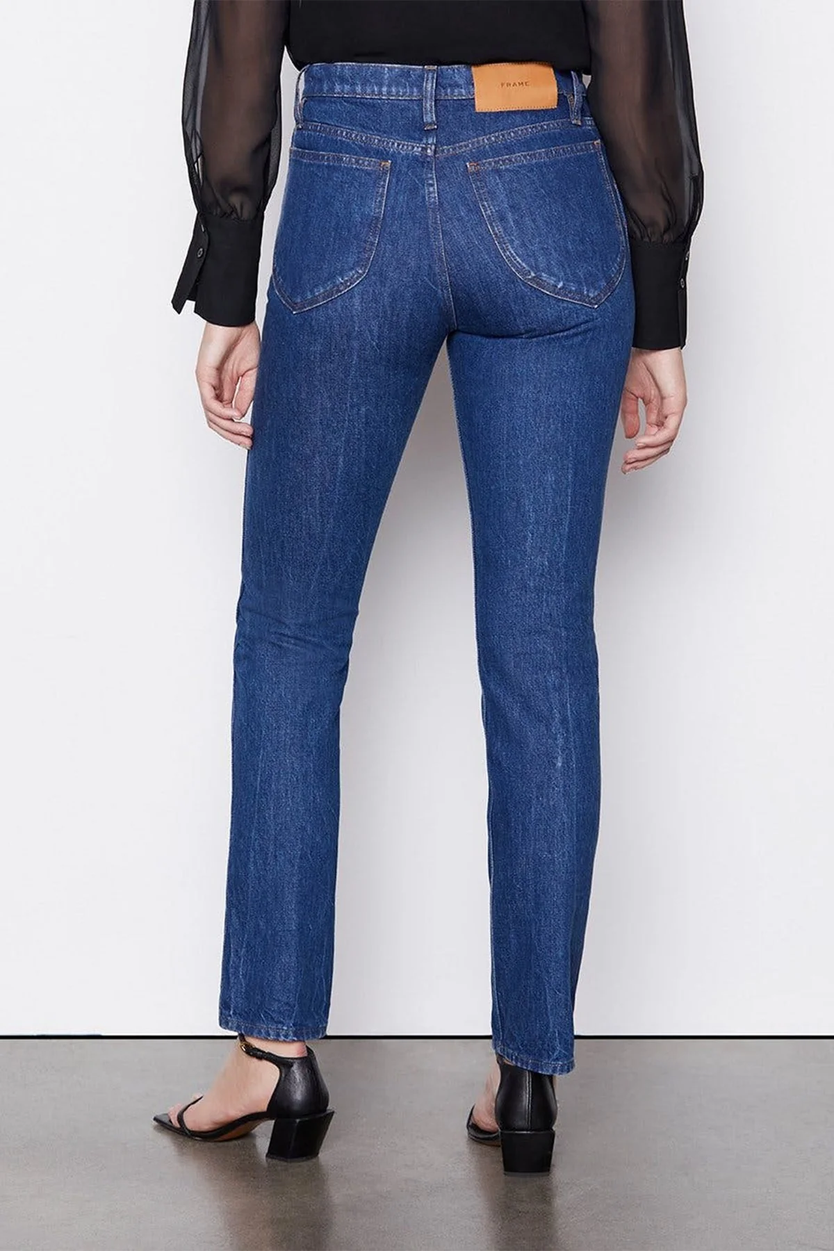 Le Italien True Straight Jean in Vintage Blue - Image 3