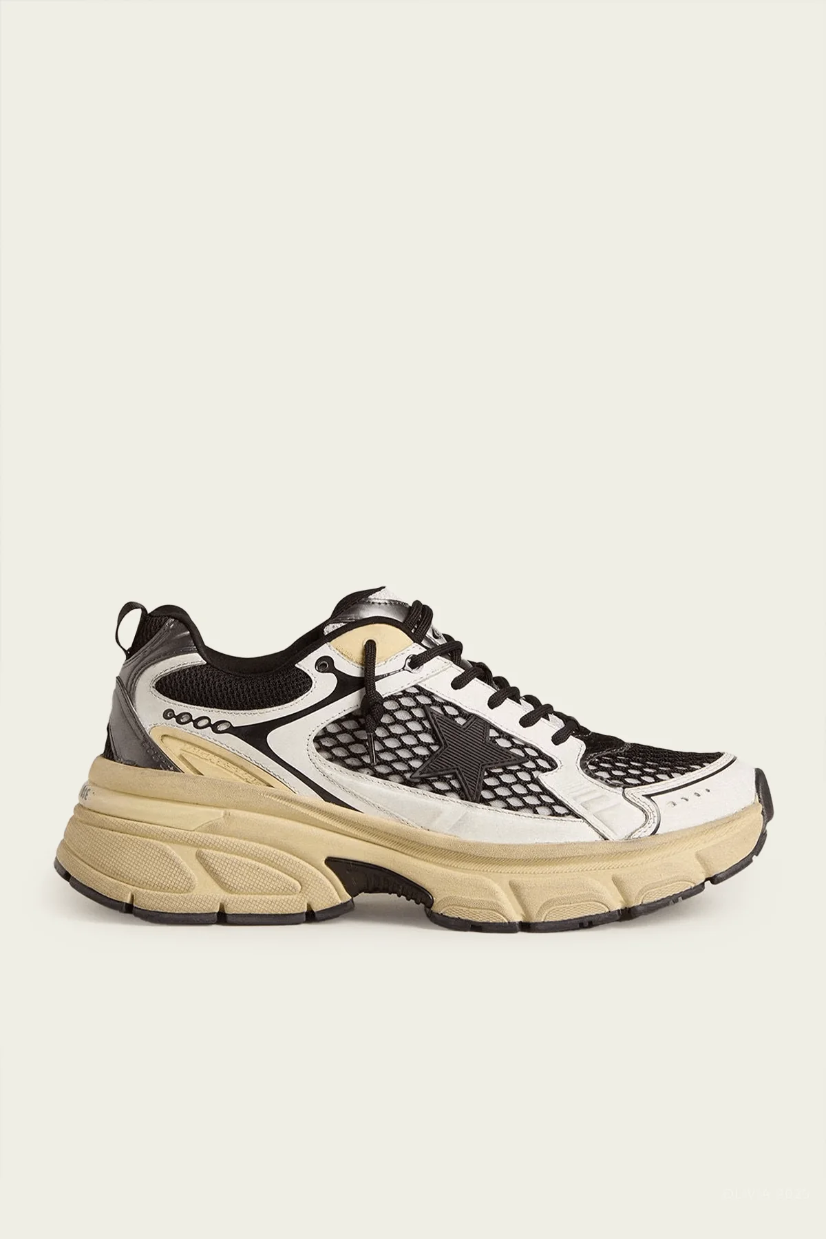 Light-Star White Black Leather Sneaker