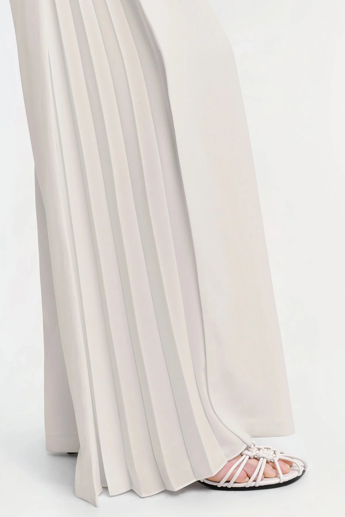 Lilo Pleated Pant in Ivory - Image 5