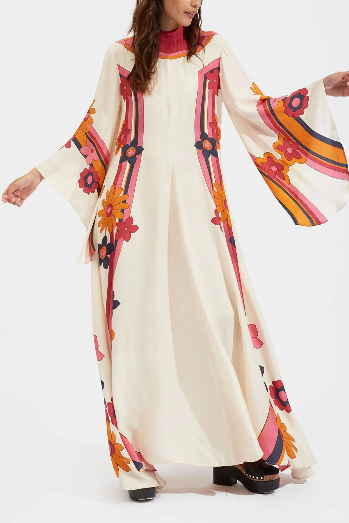 Magnifico Dress in Beat Flower Placee White Orange - Image 2