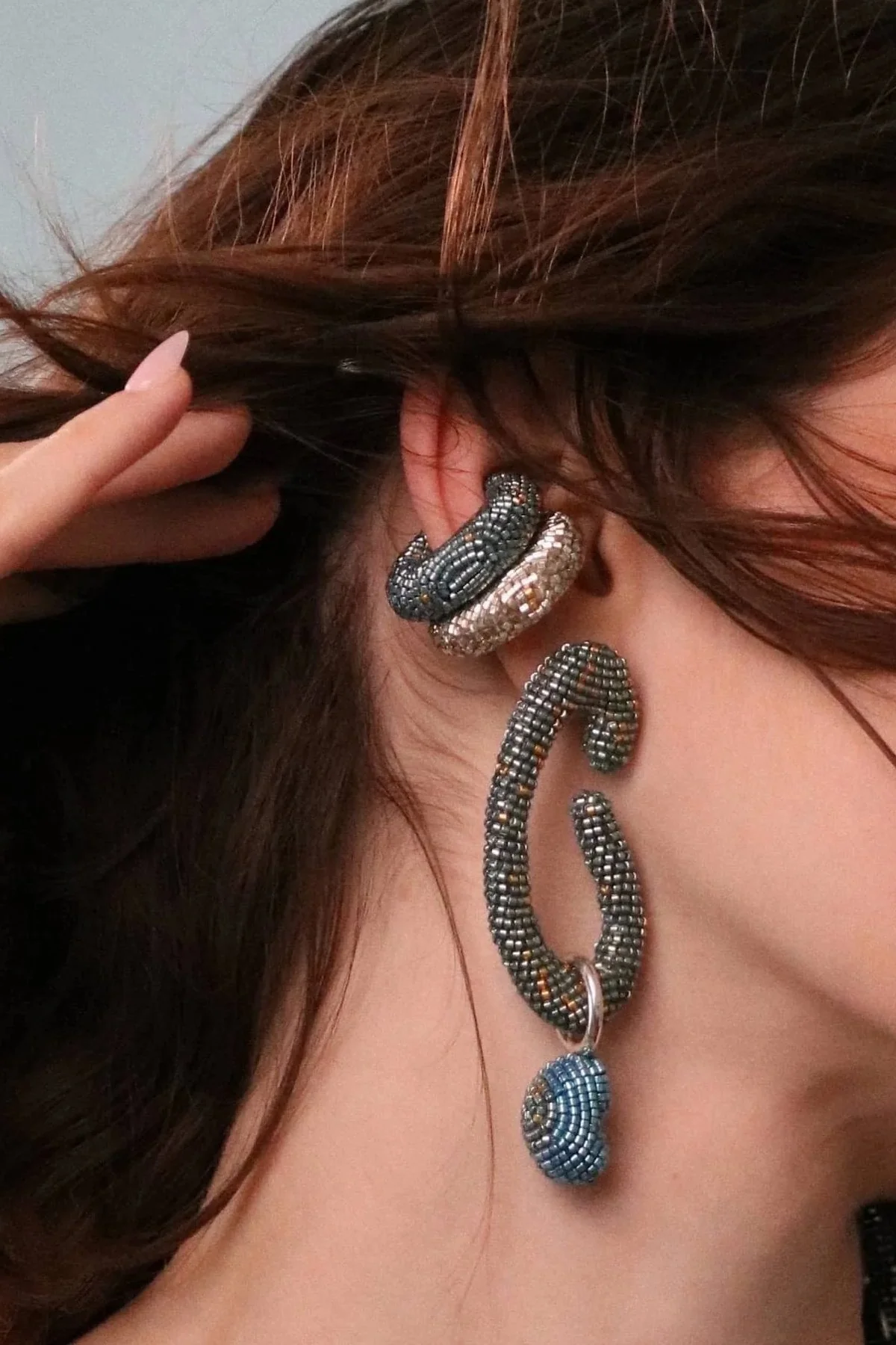 Ora Earcuff in Nickel - Image 2