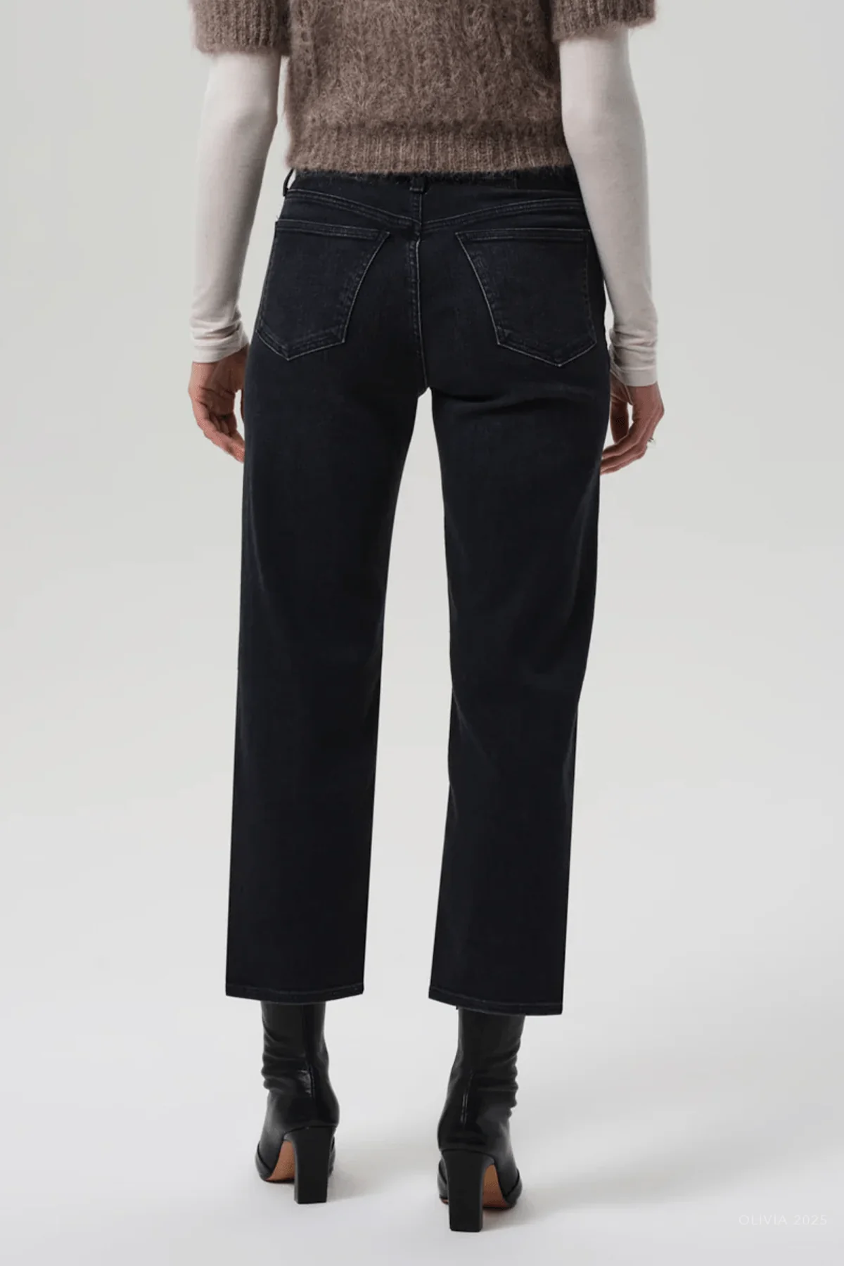 Palma Straight Clean Hem in Medallion - Image 3