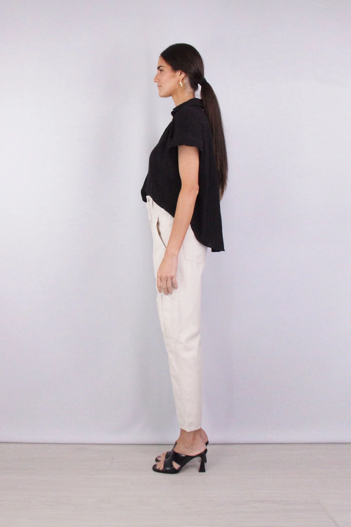 Penny Short Sleeve Blouse in Ebony - Image 3