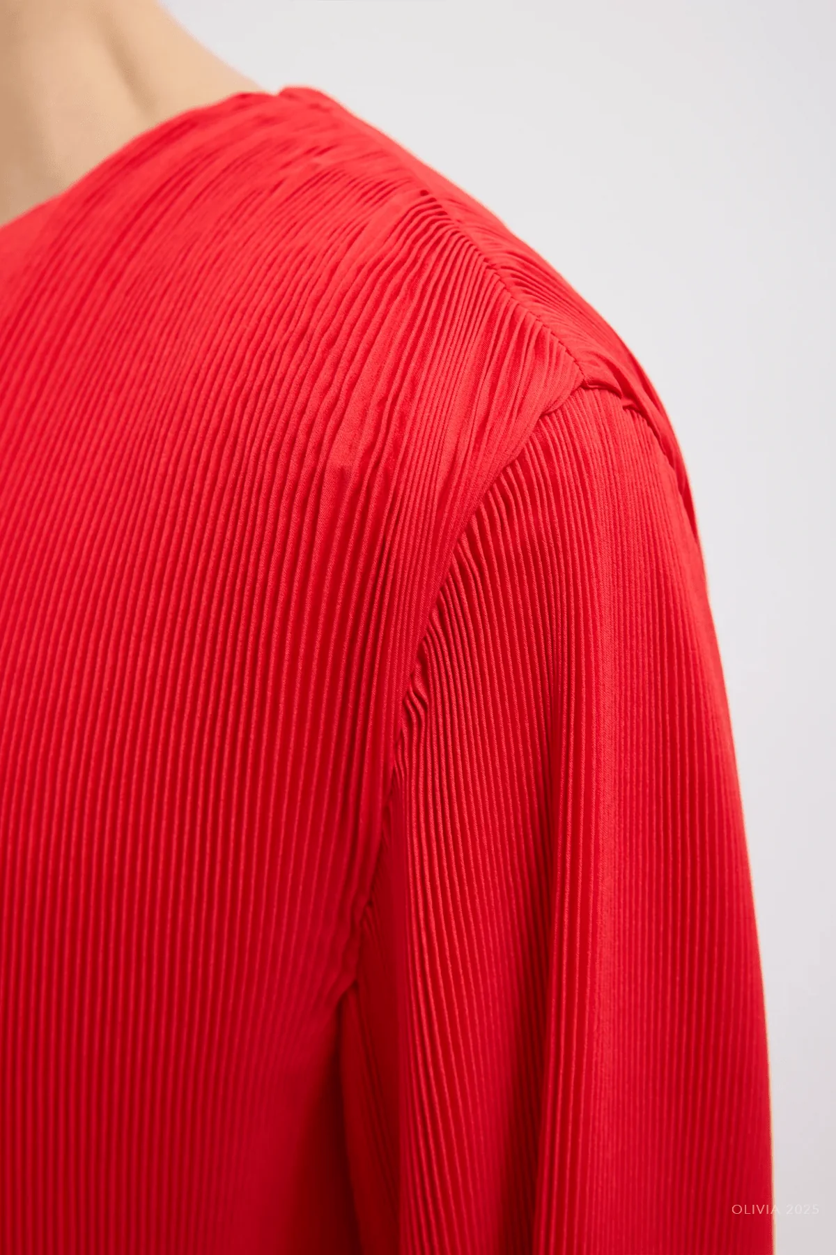 Plissé Midi Dress in Red - Image 5