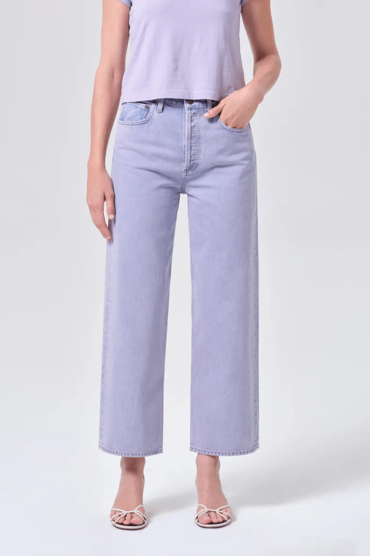 Ren Jean in Aura - Image 2