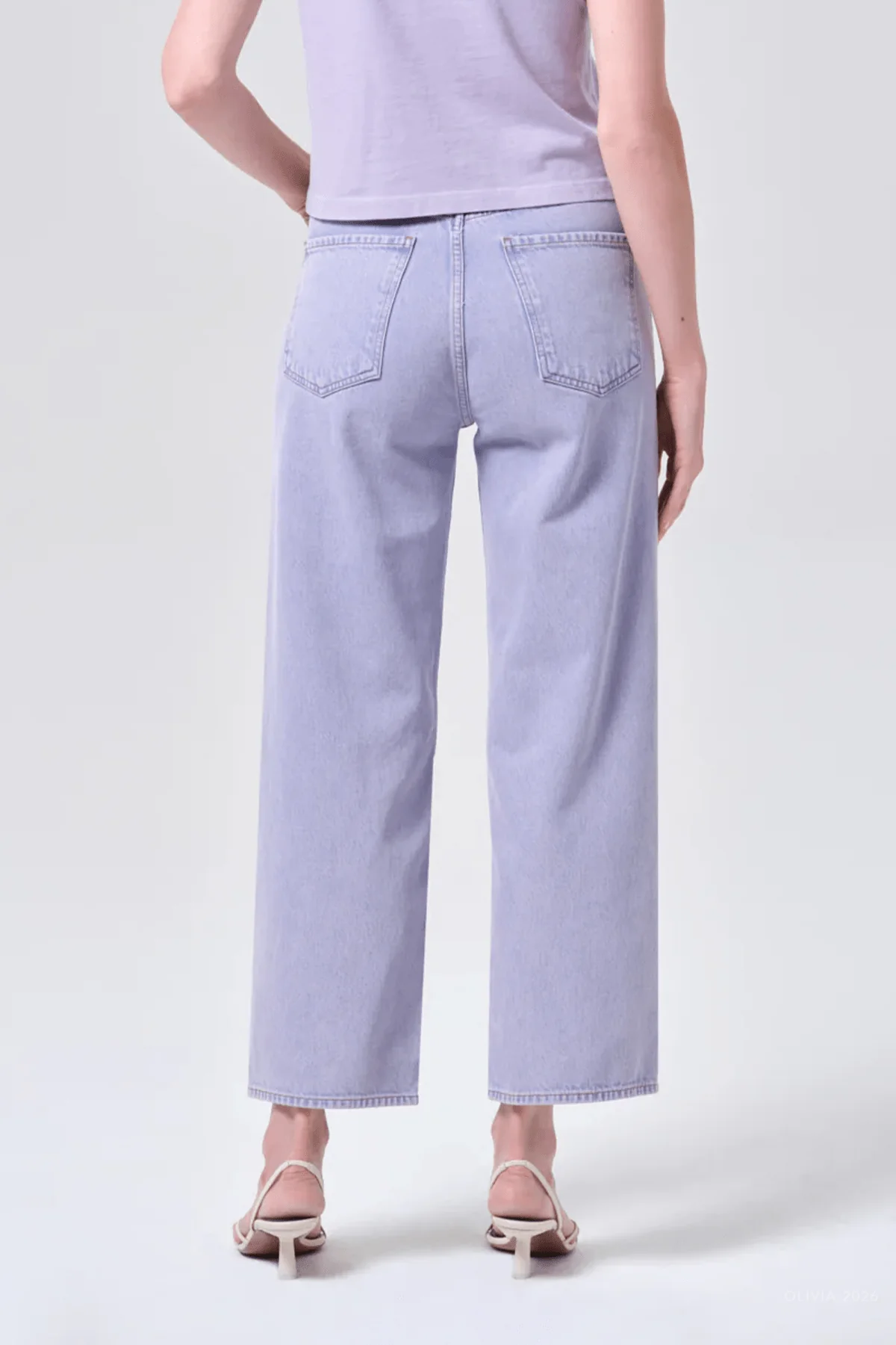 Ren Jean in Aura - Image 3