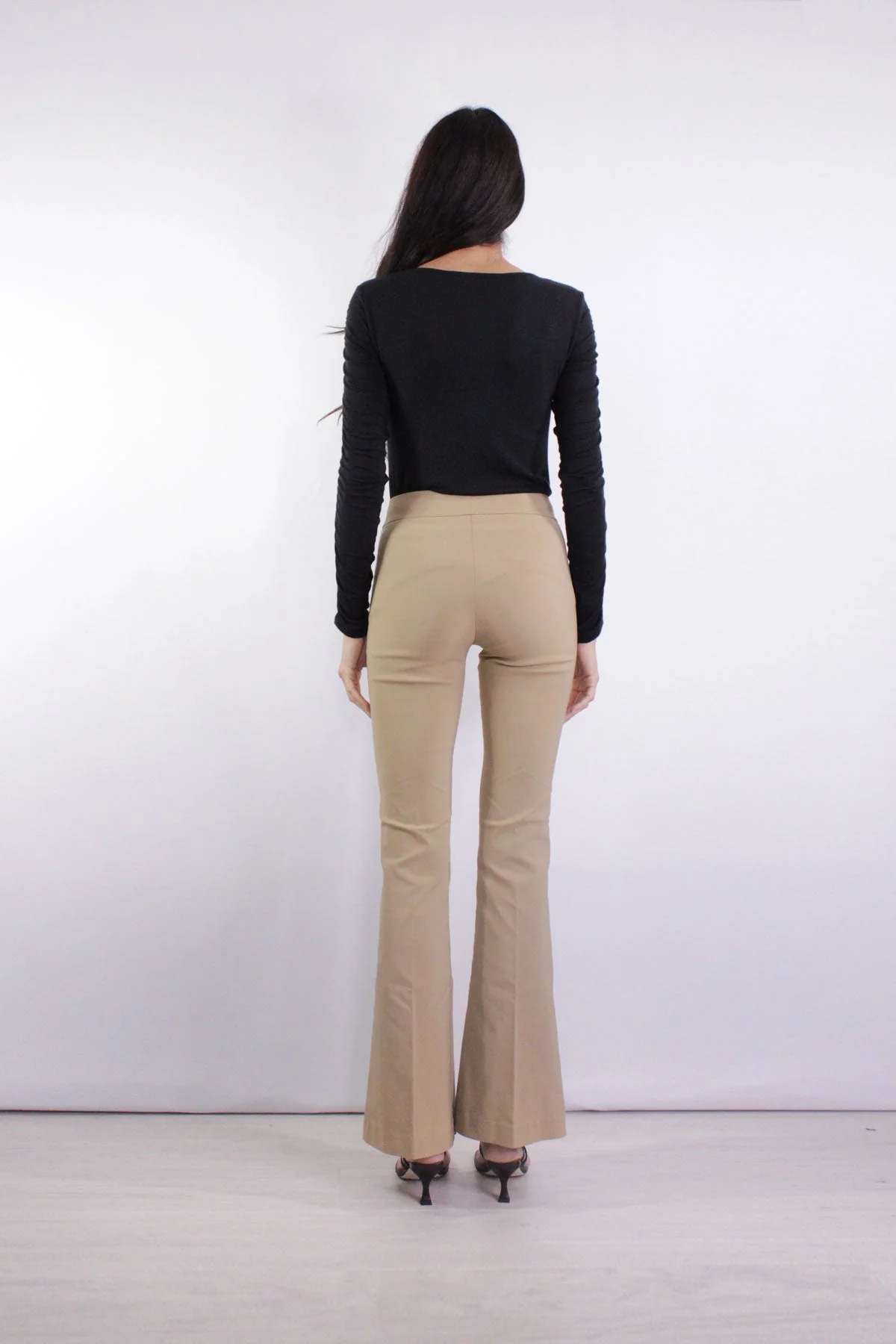 Sera Tee in Black - Image 3