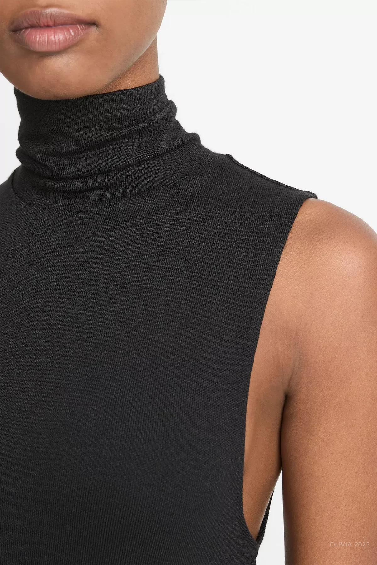 Side-Slit Sleeveless Turtleneck Dress in Black - Image 4