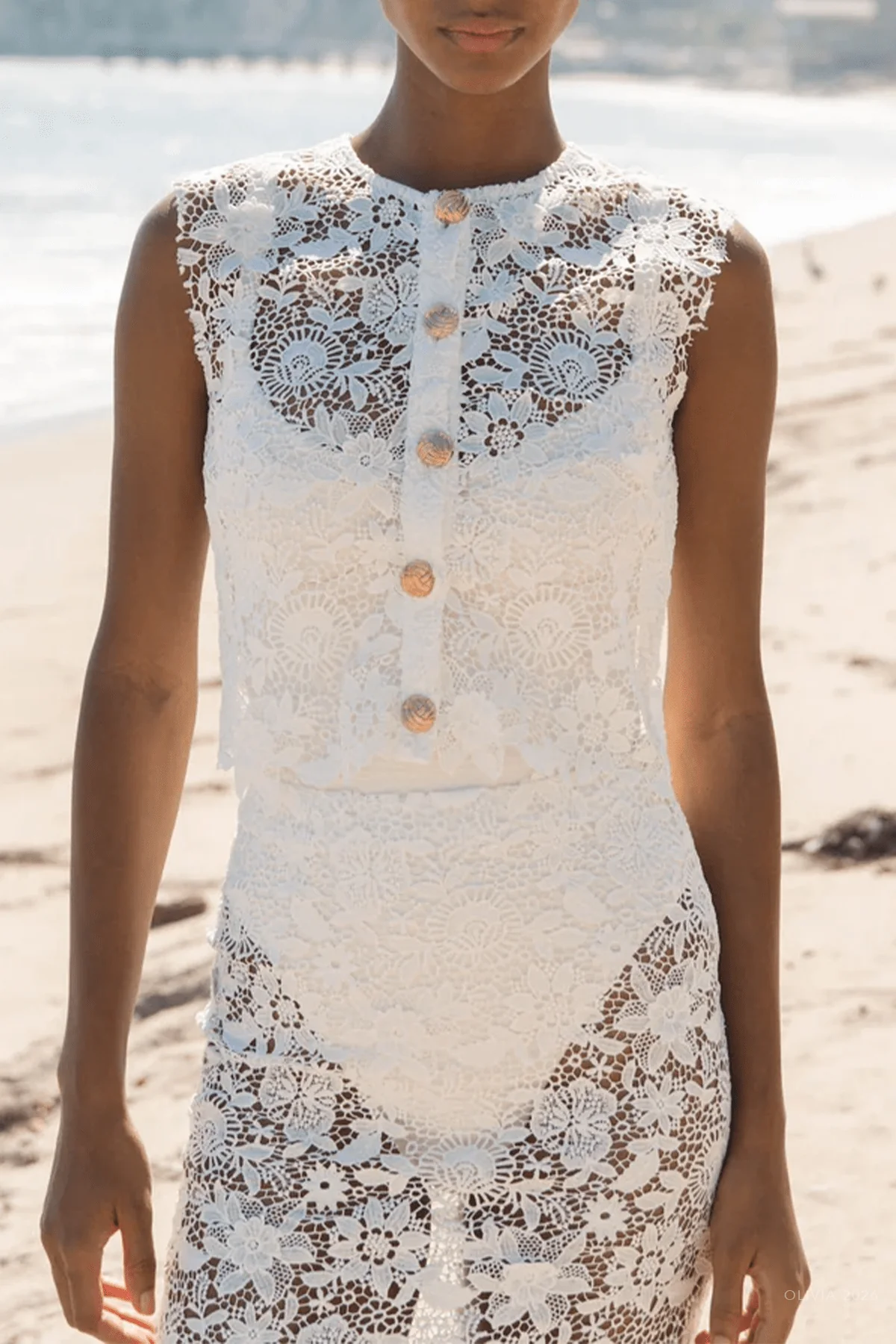 Sophie Lace Vest in White - Image 2