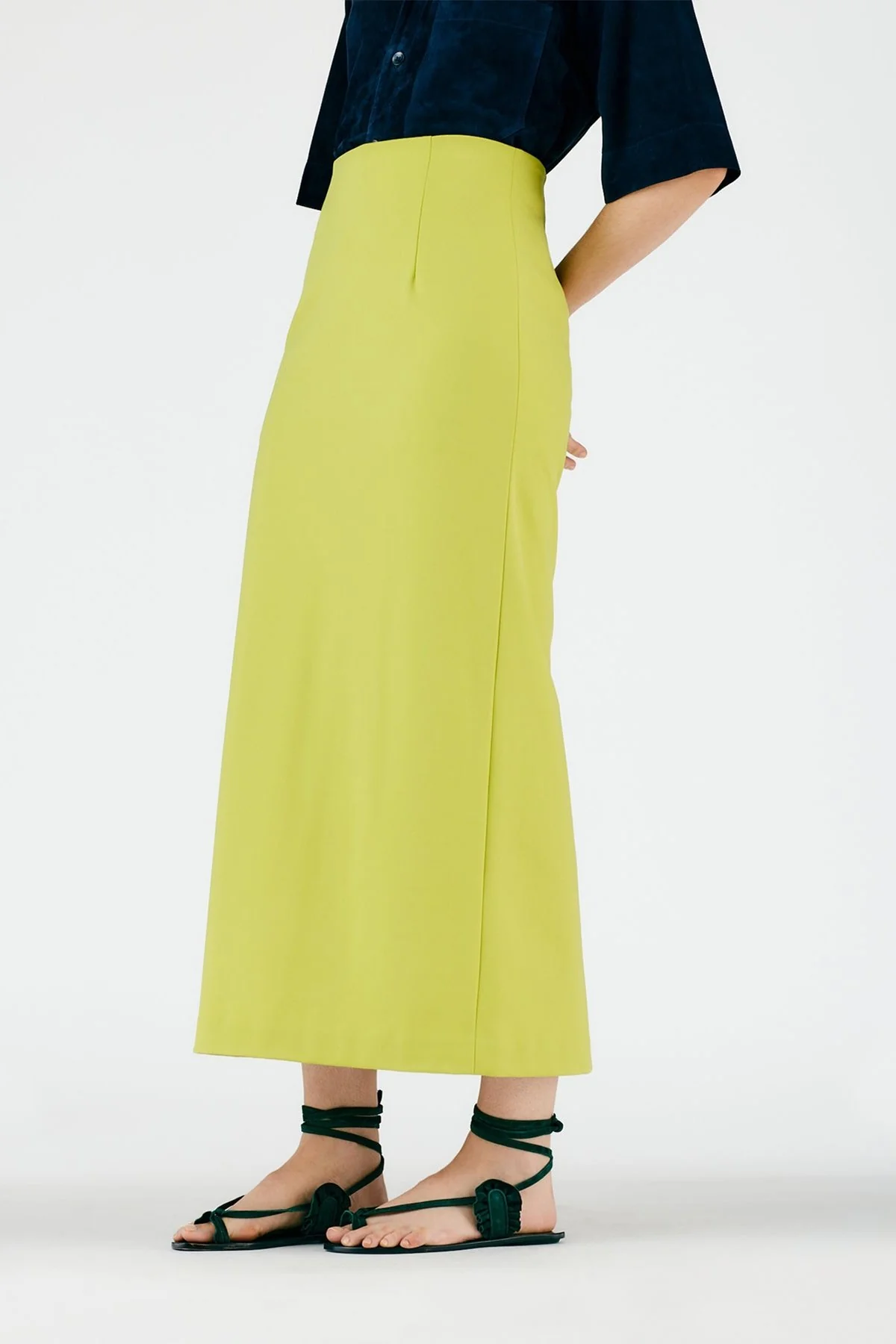 Structured Knit Pencil Skirt in Geko Green - Image 2