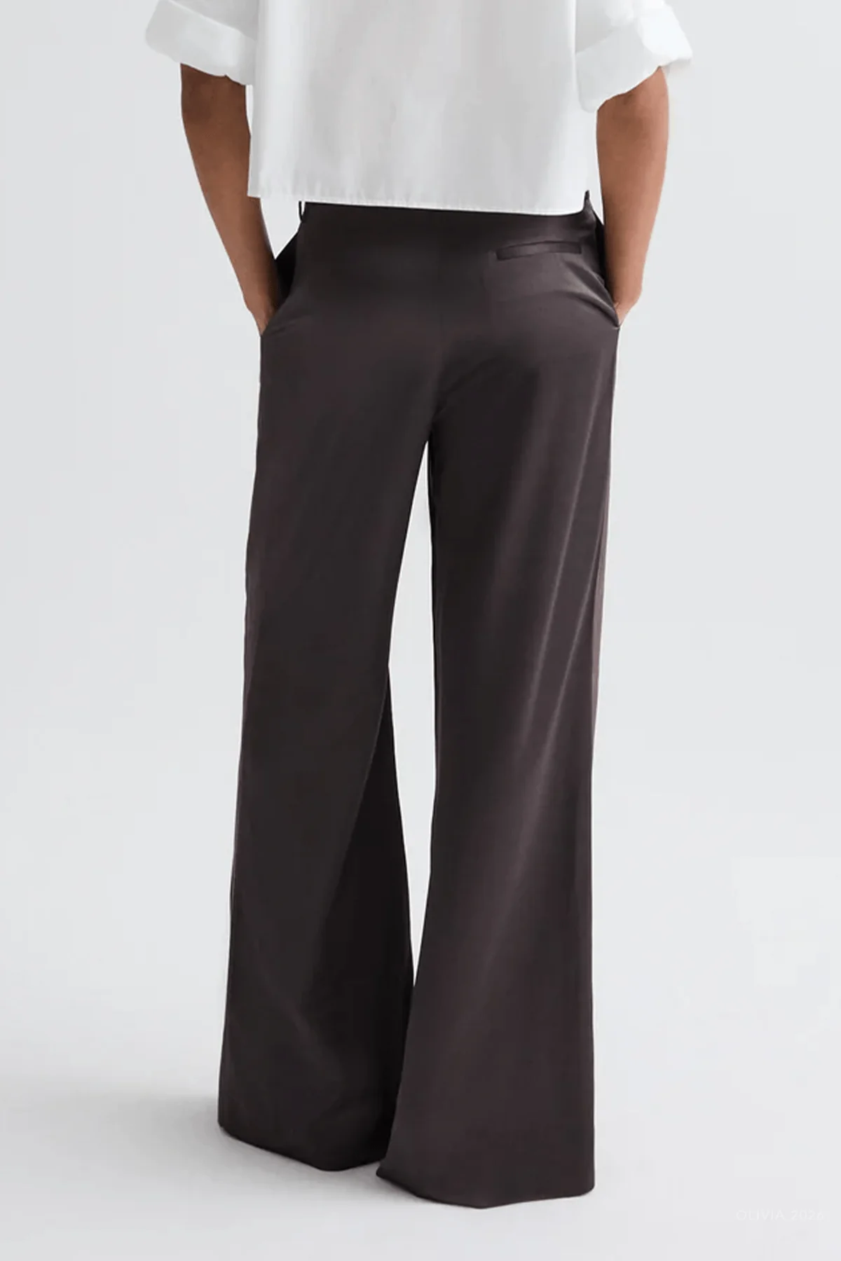Taite Pant in Chocolate Torte - Image 3
