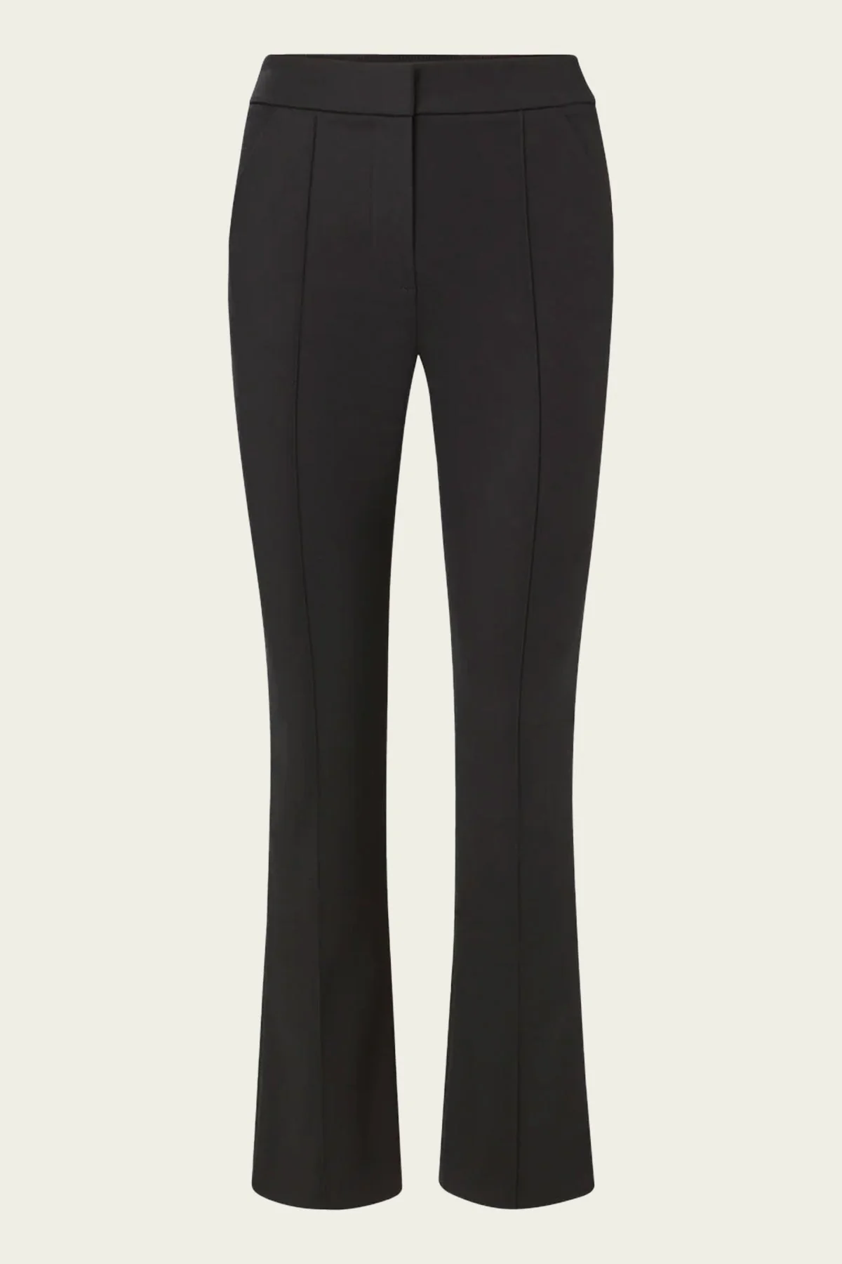 Tani Pant in Black
