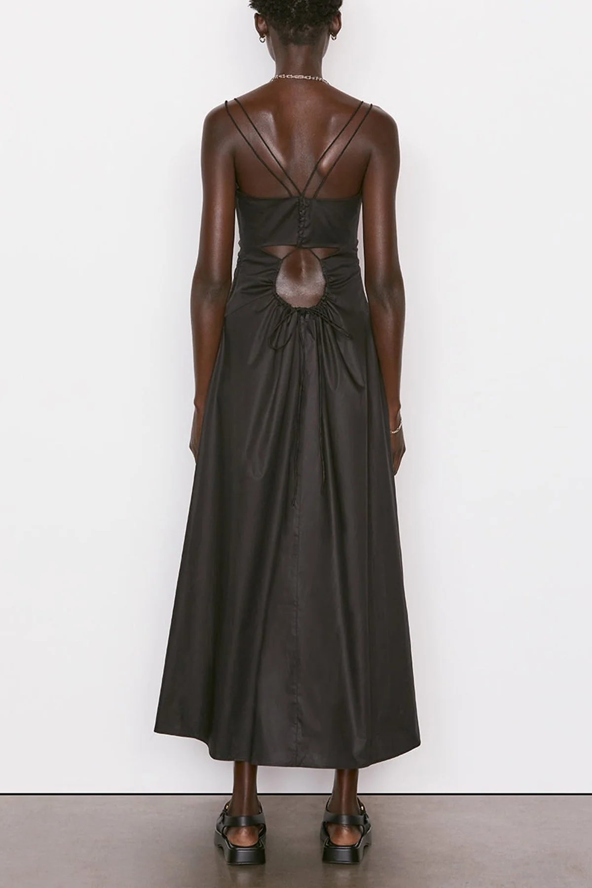Tie Back Midi Dress in Noir - Image 3