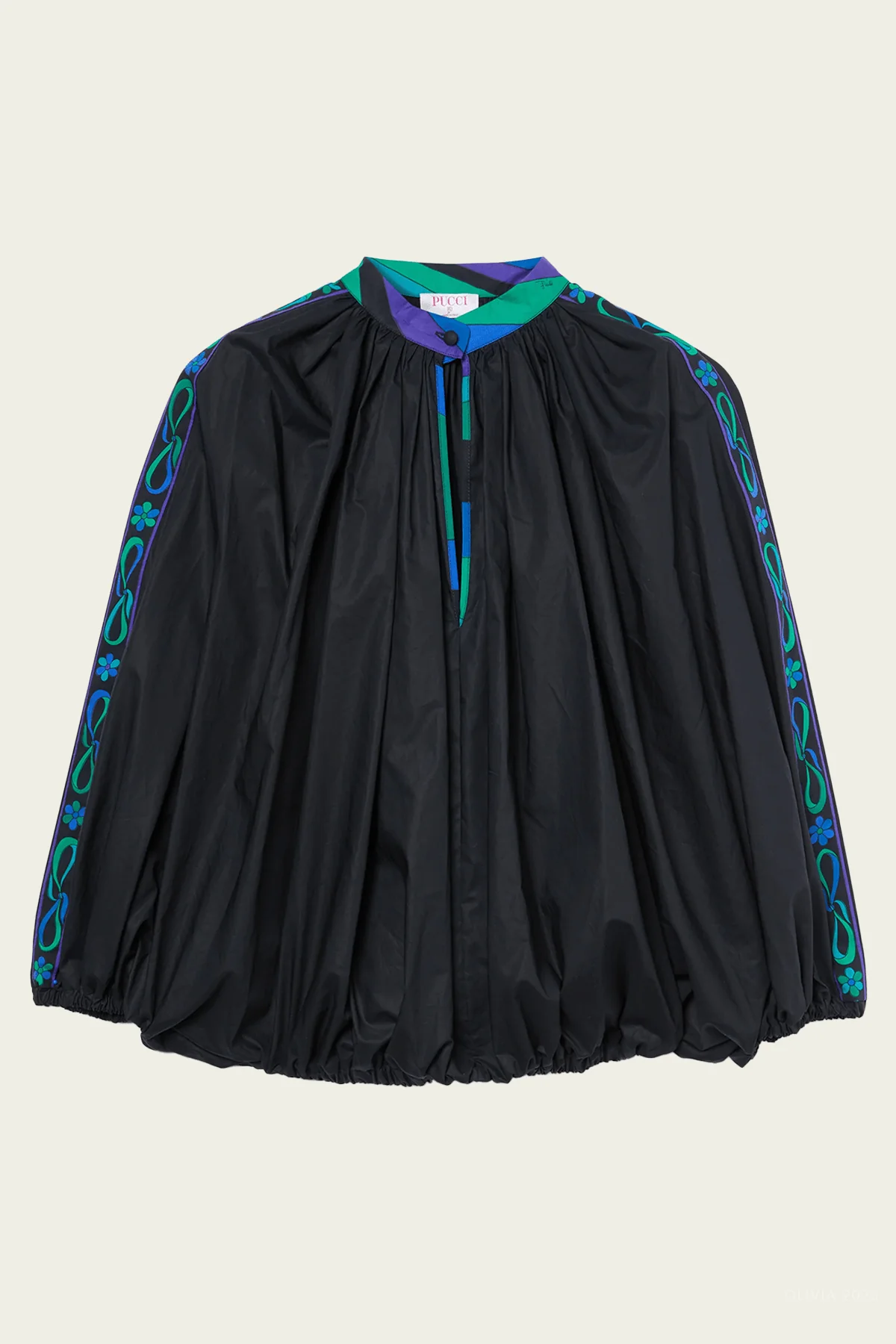 Voluminous Blouse in Nero